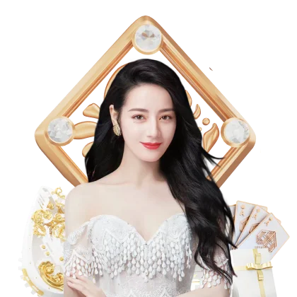 xingkong.comapp 仙境之美！日落西山，绿化带两边的草坪仿佛镶嵌一片白雪